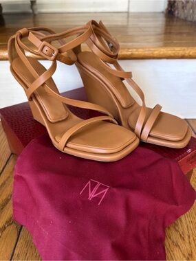 BRAND NEW! Tamara Mellon “Lure”  Women’s wedge sandal